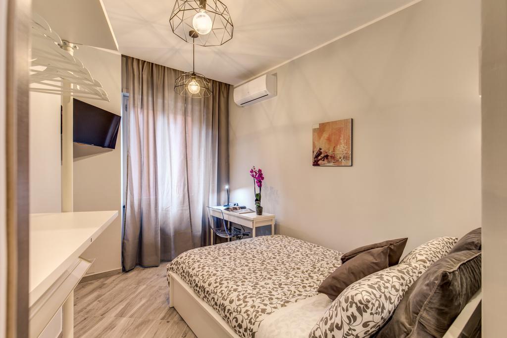 Lux Apartment Roma Esterno foto